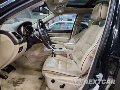 Zdjęcie 7 z 13 samochodu: 2014 JEEP GRAND CHEROKEE OVERLAND VIN:1C4RJFCM1EC298229 - miniatura