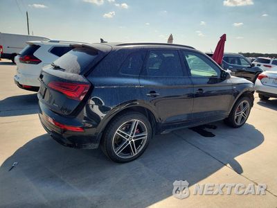 Trzecie zdjęcie samochodu z tyłu: 2025 AUDI Q5 E PREMIUM PLUS 55 VIN:WA1E2AFY8S2010988 - miniatura