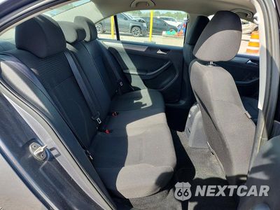 Zdjęcie 10 z 13 samochodu: 2015 VOLKSWAGEN JETTA TDI VIN:3VWLA7AJ2FM273017 - miniatura