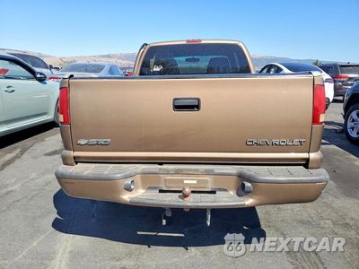 Zdjęcie 6 z 12 samochodu: 2003 CHEVROLET S TRUCK S10 VIN:1GCCS19X738115150 - miniatura