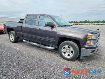 Czwarte zdjęcie samochodu z boku: 2015 CHEVROLET SILVERADO K1500 LT VIN:3GCUKREC1FG101670 - miniatura