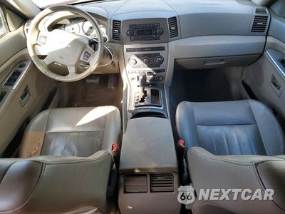 Zdjęcie 8 z 13 samochodu: 2005 JEEP GRAND CHEROKEE LAREDO VIN:1J4GR48K05C626942 - miniatura