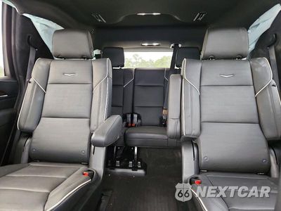Zdjęcie 10 z 14 samochodu: 2024 CADILLAC ESCALADE PREMIUM LUXURY VIN:1GYS3BKL1RR341980 - miniatura