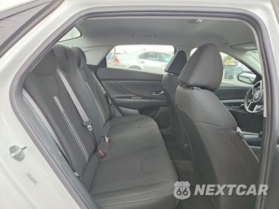 Zdjęcie 10 z 12 samochodu: 2021 HYUNDAI ELANTRA BLUE VIN:KMHLM4AJ8MU009992 - miniatura
