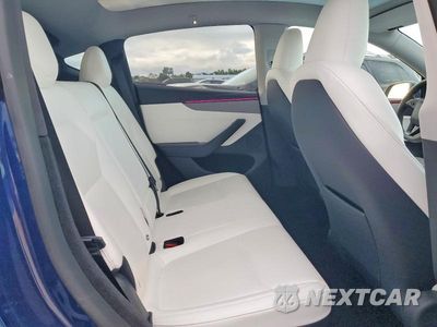 Zdjęcie 10 z 12 samochodu: 2026 TESLA MODEL Y VIN:7SAYGDEE1TF376449 - miniatura