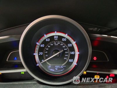 Zdjęcie 9 z 13 samochodu: 2015 MAZDA 3 SV VIN:JM1BM1T72F1247227 - miniatura