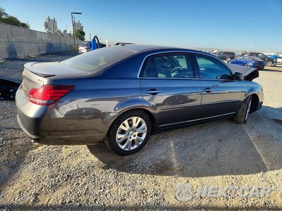 Trzecie zdjęcie samochodu z tyłu: 2010 TOYOTA AVALON XLS VIN:4T1BK3DB5AU354098 - miniatura