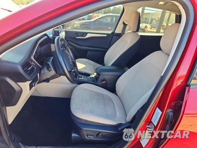 Zdjęcie 7 z 13 samochodu: 2022 FORD ESCAPE SE VIN:1FMCU0G67NUC04592 - miniatura