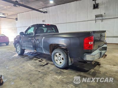 Drugie zdjęcie samochodu z przodu: 2013 CHEVROLET SILVERADO K1500 LT VIN:1GCNKSE00DZ388840 - miniatura