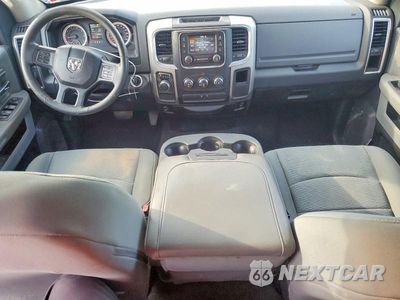 Zdjęcie 8 z 13 samochodu: 2017 RAM 1500 SLT VIN:1C6RR6GG4HS582369 - miniatura