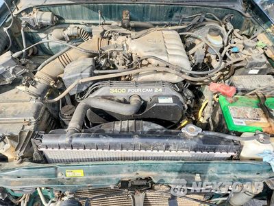 Zdjęcie 11 z 12 samochodu: 2001 TOYOTA TACOMA V6 VIN:5TEWN72NX1Z797338 - miniatura