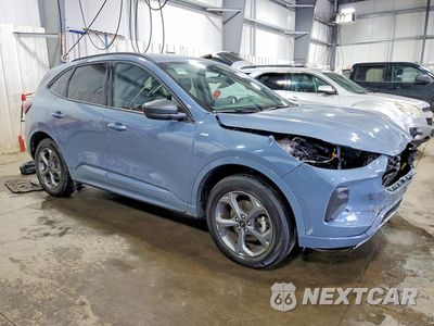 Czwarte zdjęcie samochodu z boku: 2024 FORD ESCAPE ST LINE VIN:1FMCU9MN7RUA81687 - miniatura