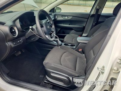 Zdjęcie 7 z 12 samochodu: 2019 KIA FORTE LXS VIN:3KPF24AD0KE046774 - miniatura