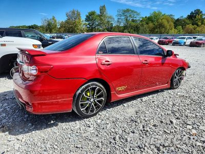 Trzecie zdjęcie samochodu z tyłu: 2011 TOYOTA COROLLA S VIN:2T1BU4EE7BC589906 - miniatura