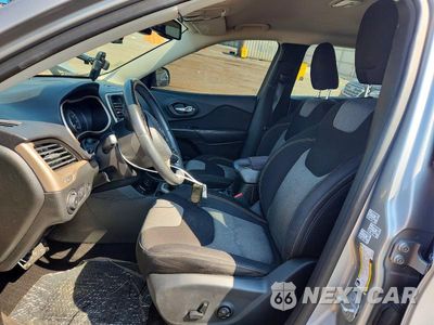Zdjęcie 7 z 13 samochodu: 2014 JEEP CHEROKEE LATITUDE VIN:1C4PJLCSXEW245614 - miniatura