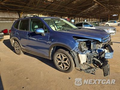Czwarte zdjęcie samochodu z boku: 2022 SUBARU FORESTER PREMIUM VIN:JF2SKAEC1NH460435 - miniatura