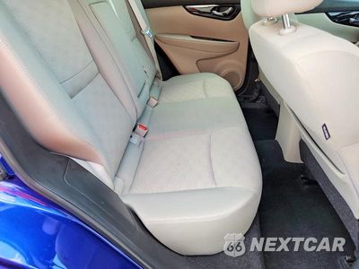 Zdjęcie 10 z 13 samochodu: 2018 NISSAN ROGUE SPORT SV VIN:JN1BJ1CP5JW106482 - miniatura