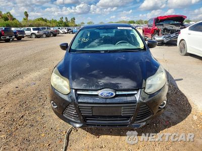 Piąte zdjęcie samochodu w środku: 2012 FORD FOCUS SE VIN:1FAHP3K20CL396860 - miniatura