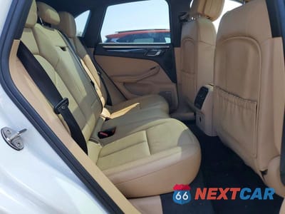 Zdjęcie 11 z 13 samochodu: 2019 PORSCHE MACAN S VIN:WP1AB2A57KLB32550 - miniatura