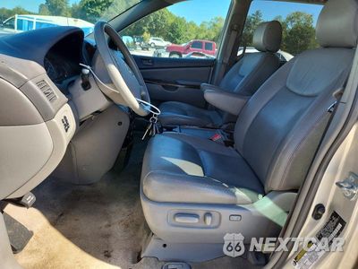 Zdjęcie 7 z 14 samochodu: 2005 TOYOTA SIENNA LE 7 PASSENGER VIN:5TDZA23C05S287382 - miniatura