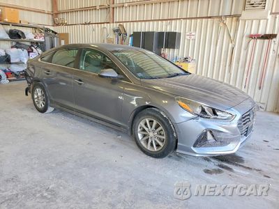 Czwarte zdjęcie samochodu z boku: 2019 HYUNDAI SONATA SE VIN:5NPE24AF8KH730898 - miniatura