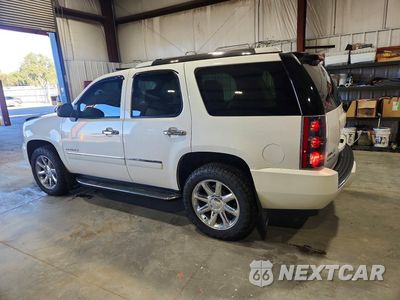 Drugie zdjęcie samochodu z przodu: 2011 GMC YUKON DENALI VIN:1GKS2EEF3BR239610 - miniatura