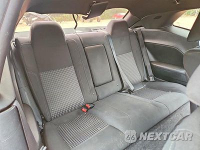 Zdjęcie 10 z 12 samochodu: 2015 DODGE CHALLENGER SXT VIN:2C3CDZAG3FH702274 - miniatura