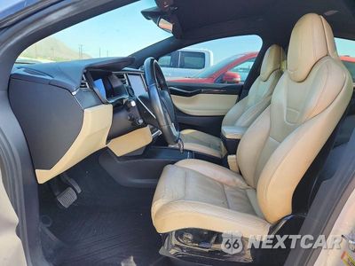 Zdjęcie 7 z 13 samochodu: 2016 TESLA MODEL X VIN:5YJXCDE28GF025909 - miniatura