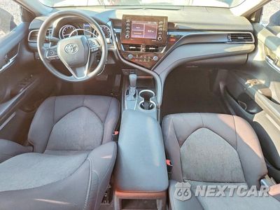 Zdjęcie 8 z 12 samochodu: 2021 TOYOTA CAMRY LE VIN:4T1C11AK5MU516042 - miniatura