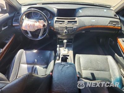 Zdjęcie 8 z 12 samochodu: 2011 HONDA ACCORD EXL VIN:1HGCP3F8XBA018897 - miniatura