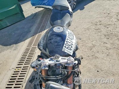 Piąte zdjęcie samochodu w środku: 2009 TRIUMPH MOTORCYCLE DAYTONA 675 VIN:SMTD00NS29J404602 - miniatura