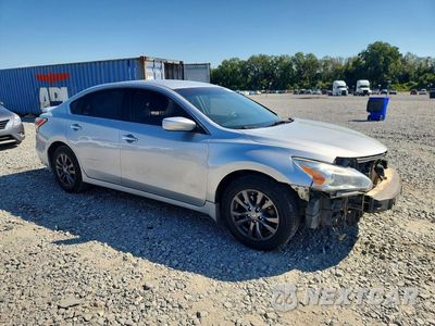 Czwarte zdjęcie samochodu z boku: 2015 NISSAN ALTIMA 2.5 S VIN:1N4AL3AP4FN354338 - miniatura