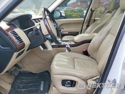 Zdjęcie 7 z 12 samochodu: 2017 LAND ROVER RANGE ROVER HSE VIN:SALGS2FV1HA345804 - miniatura
