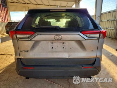 Zdjęcie 6 z 13 samochodu: 2021 TOYOTA RAV4 LE VIN:JTMH1RFV7MD062209 - miniatura