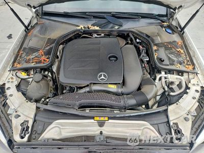 Zdjęcie 11 z 12 samochodu: 2019 MERCEDES-BENZ C 300 VIN:55SWF8DB9KU310878 - miniatura