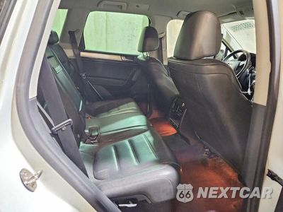 Zdjęcie 11 z 13 samochodu: 2014 VOLKSWAGEN TOUAREG V6 VIN:WVGEF9BP3ED002601 - miniatura