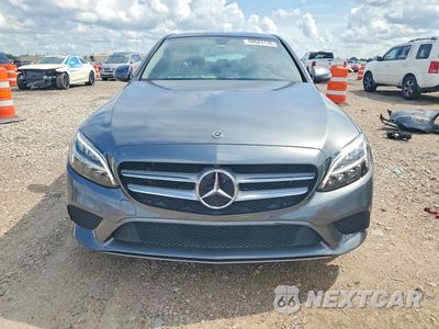 Piąte zdjęcie samochodu w środku: 2019 MERCEDES-BENZ C 300 VIN:55SWF8DB7KU315948 - miniatura