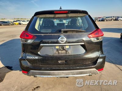 Zdjęcie 6 z 13 samochodu: 2017 NISSAN ROGUE S VIN:KNMAT2MV0HP544188 - miniatura