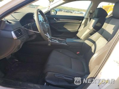 Zdjęcie 7 z 12 samochodu: 2020 HONDA ACCORD LX VIN:1HGCV1F13LA069348 - miniatura