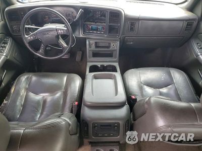 Zdjęcie 8 z 12 samochodu: 2005 GMC NEW SIERRA K1500 VIN:2GTEK13T551285172 - miniatura