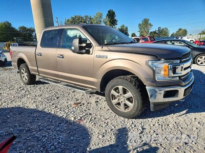 Czwarte zdjęcie samochodu z boku: 2018 FORD F150 SUPERCREW VIN:1FTFW1E56JKF46150 - miniatura
