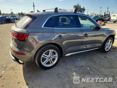 Trzecie zdjęcie samochodu z tyłu: 2024 AUDI Q5 E PREMIUM PLUS 55 VIN:WA1E2AFY6R2086297 - miniatura