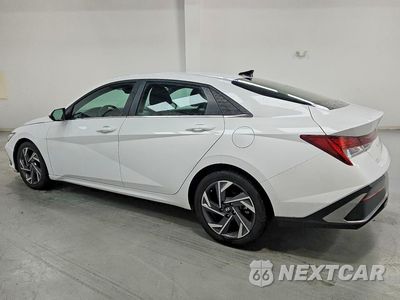 Drugie zdjęcie samochodu z przodu: 2025 HYUNDAI ELANTRA LIMITED VIN:KMHLP4DG5SU924657 - miniatura