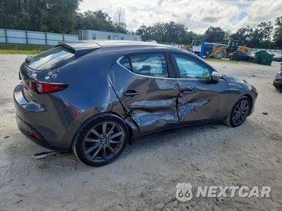 Trzecie zdjęcie samochodu z tyłu: 2019 MAZDA 3 VIN:JM1BPAJM5K1138481 - miniatura