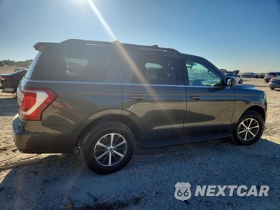 Trzecie zdjęcie samochodu z tyłu: 2019 FORD EXPEDITION XLT VIN:1FMJU1HT4KEA21156 - miniatura