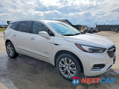 Czwarte zdjęcie samochodu z boku: 2021 BUICK ENCLAVE AVENIR VIN:5GAERDKW5MJ189251 - miniatura