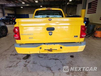 Zdjęcie 6 z 12 samochodu: 2006 DODGE DAKOTA QUAD SLT VIN:1D7HE48J56S558793 - miniatura