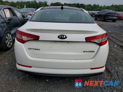 Zdjęcie 6 z 12 samochodu: 2013 KIA OPTIMA HYBRID VIN:KNAGM4AD1D5040573 - miniatura