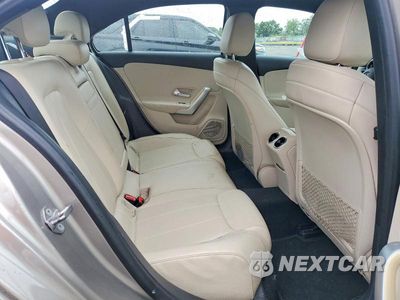 Zdjęcie 10 z 13 samochodu: 2019 MERCEDES-BENZ A 220 4MATIC VIN:WDD3G4FB6KW026553 - miniatura
