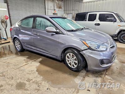 Czwarte zdjęcie samochodu z boku: 2013 HYUNDAI ACCENT GLS VIN:KMHCT4AE8DU554063 - miniatura